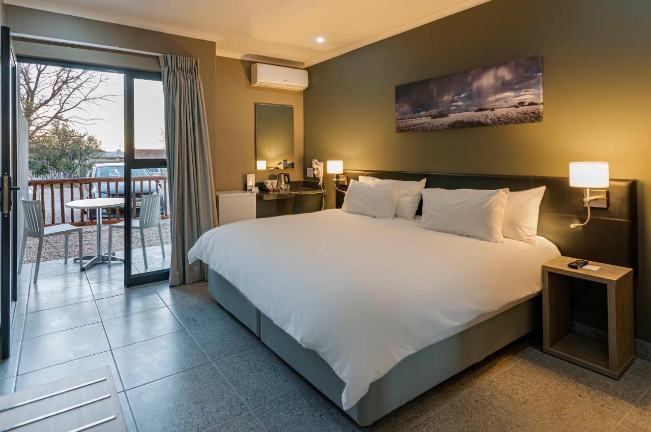 Upington Inn Bagian luar foto