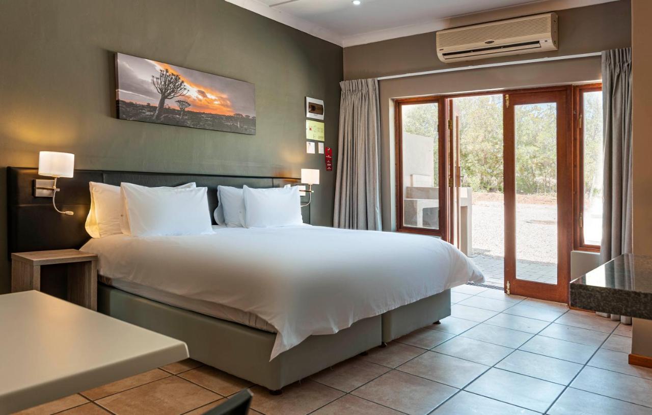 Upington Inn Bagian luar foto
