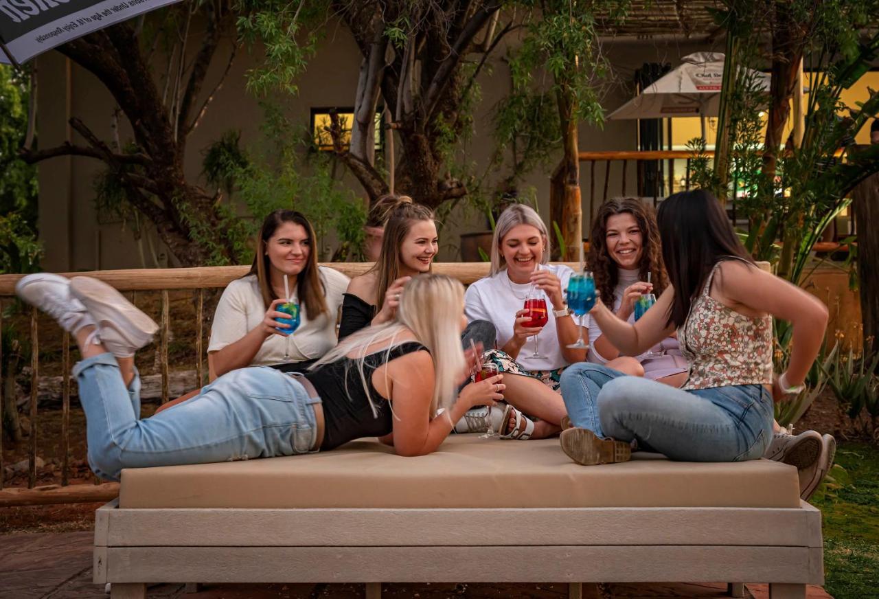 Upington Inn Bagian luar foto